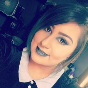 Meet your Posher, Isabel